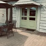 Vintage Apartment *