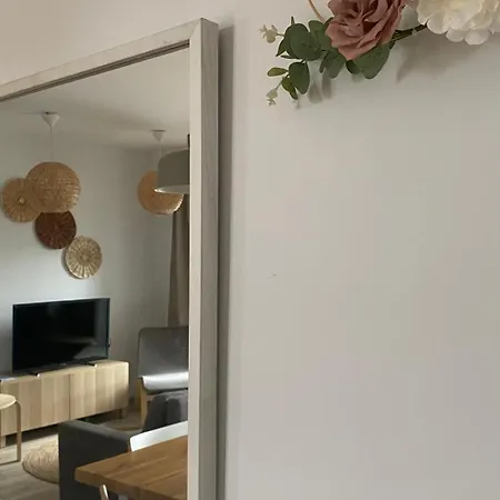Vintage Apartment *
